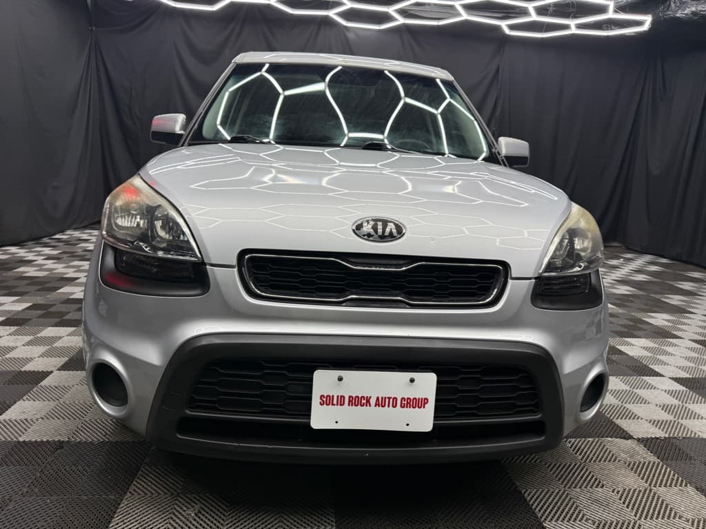Photo 2 of 2013 Kia Soul HATCHBACK