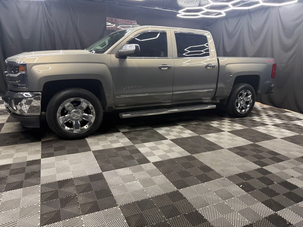 2017 Chevrolet Silverado 1500 LTZ - Image 5