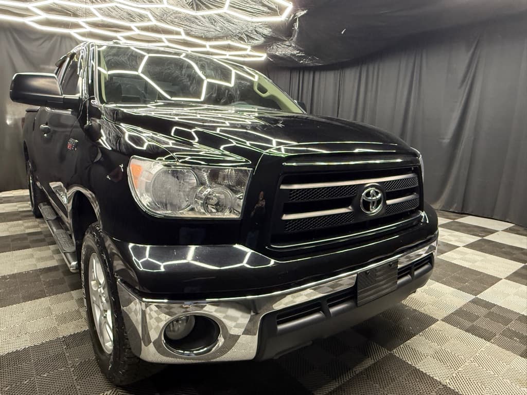 2010 Toyota Tundra DOUBLE CAB SR5 - Main Image