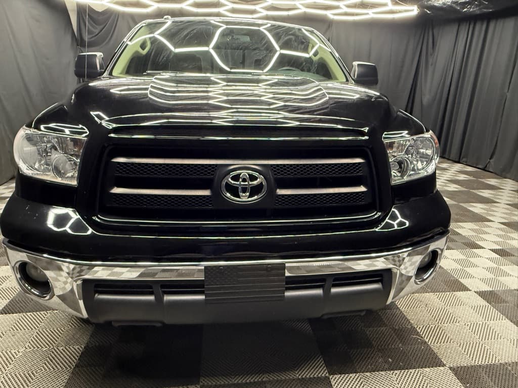 2010 Toyota Tundra DOUBLE CAB SR5 - Image 2