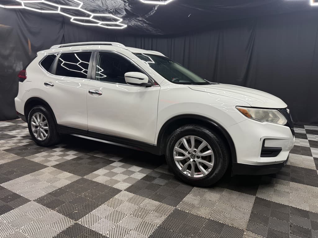 Photo 4 of 2019 Nissan Rogue S