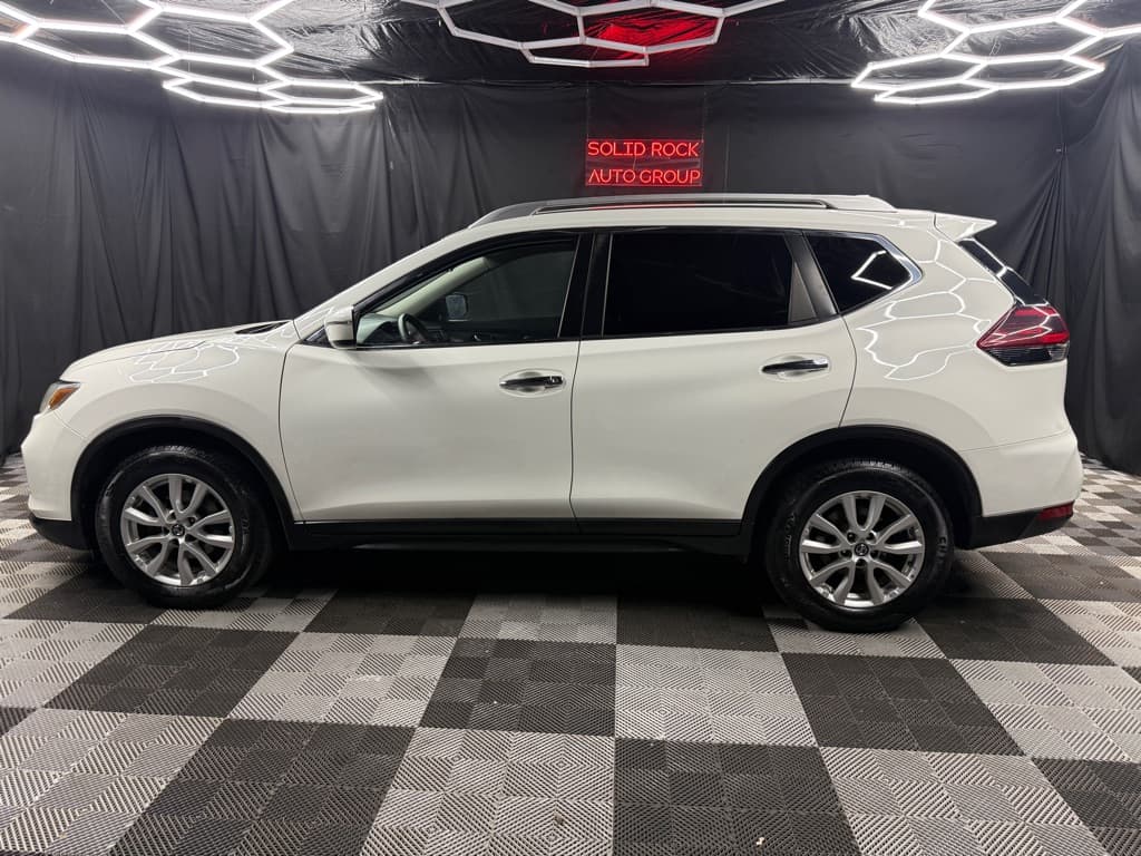 Photo 5 of 2019 Nissan Rogue S