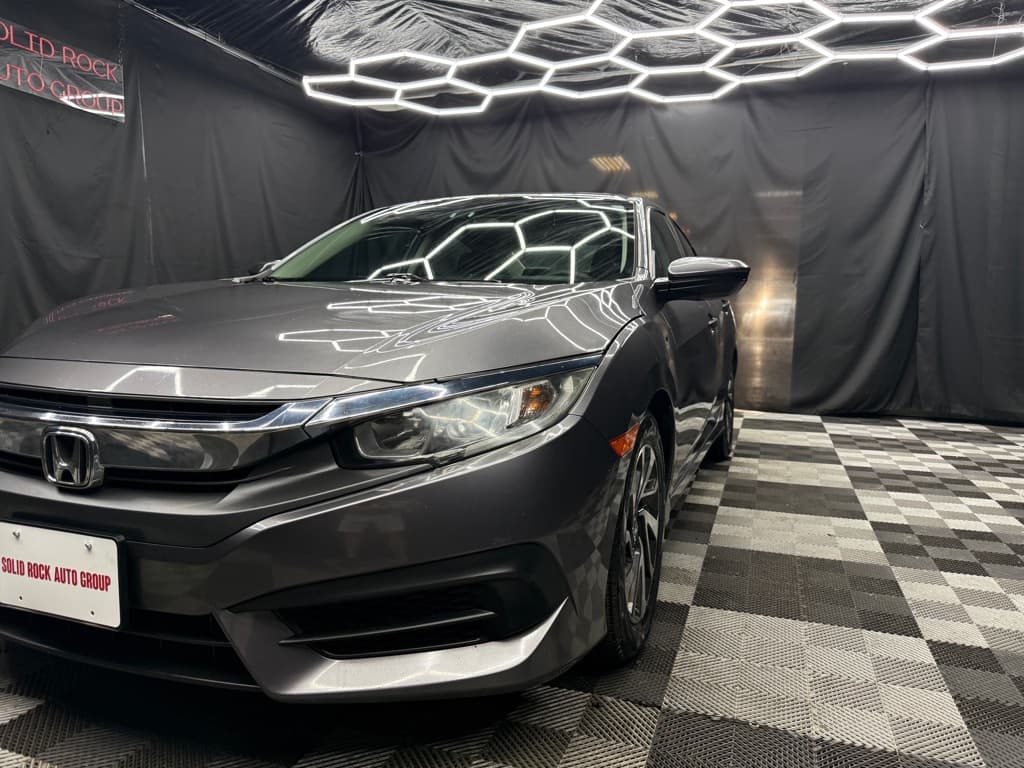 Photo 3 of 2017 Honda Civic EX