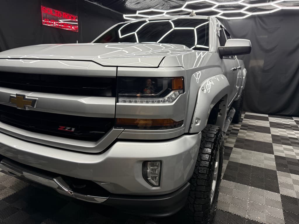Photo 3 of 2016 Chevrolet Silverado 1500 LT