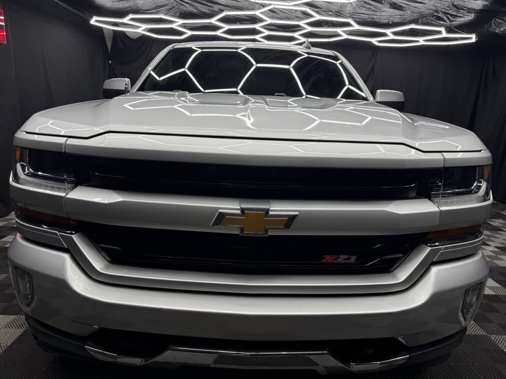 Photo 2 of 2016 Chevrolet Silverado 1500 LT
