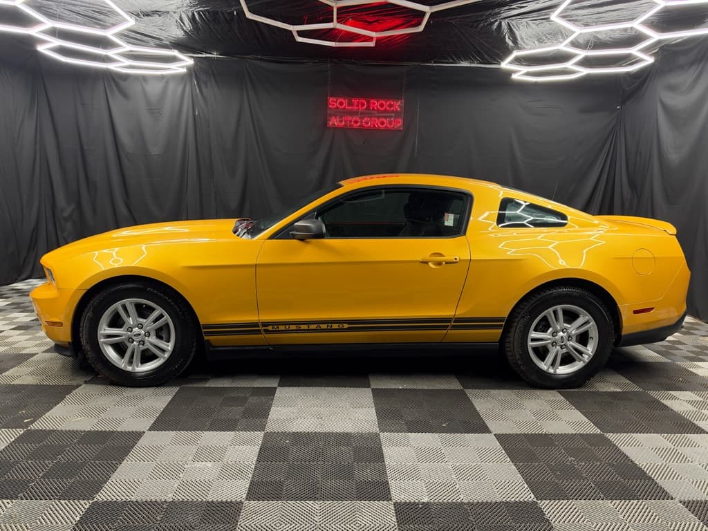 Photo 5 of 2012 Ford Mustang