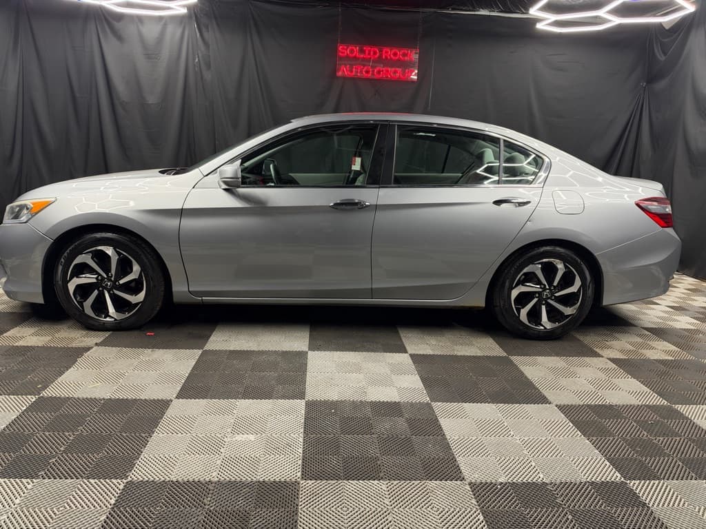 2016 Honda Accord EX w/Honda Sensing - Image 5